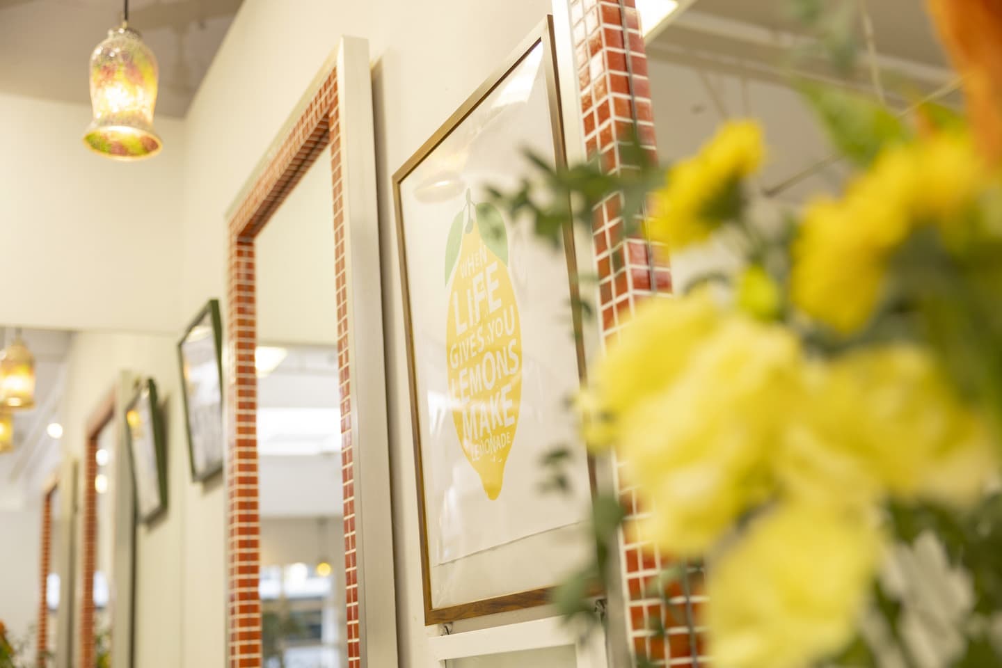 綾瀬の美容室LEMONadeの外観写真