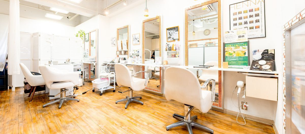 綾瀬のネイルサロンLEMONadeの店内写真