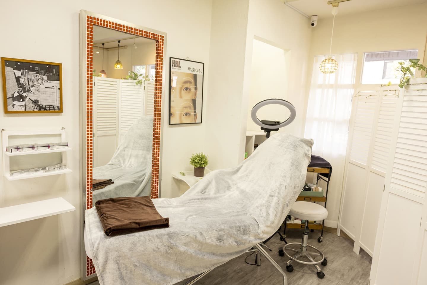 綾瀬のトータルビューティー美容室レモネードの店内